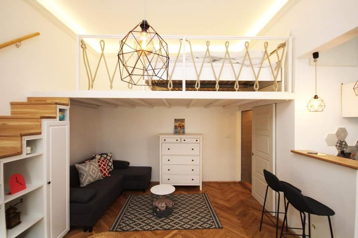 Apartment Lovely Downtown In *